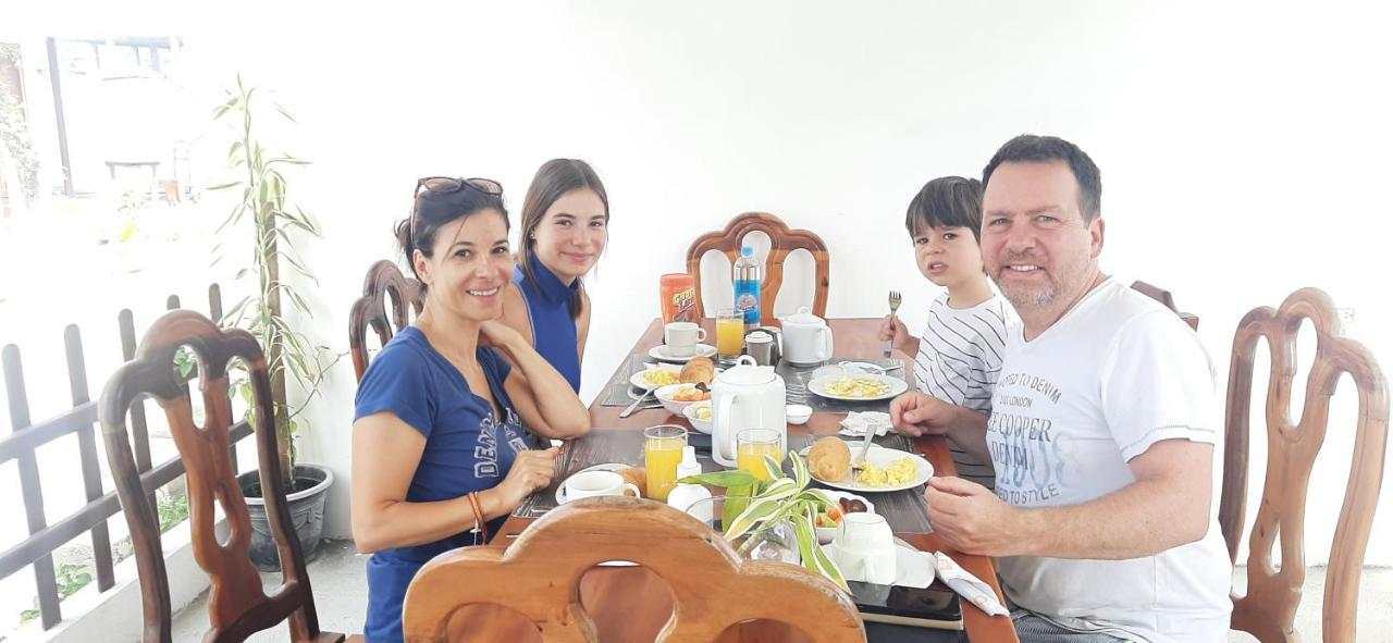 Hostal Tero Real Puerto Villamil Εξωτερικό φωτογραφία