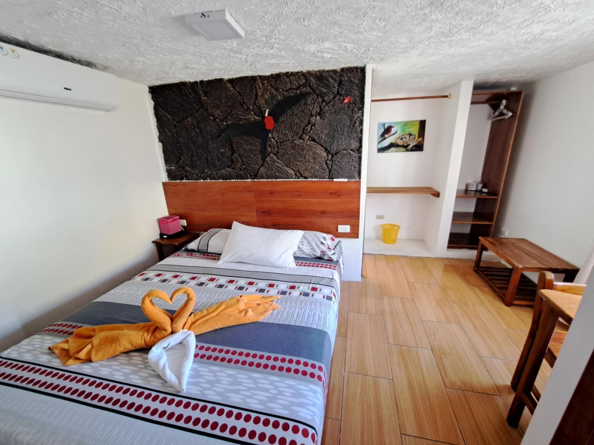 Hostal Tero Real Puerto Villamil Δωμάτιο φωτογραφία